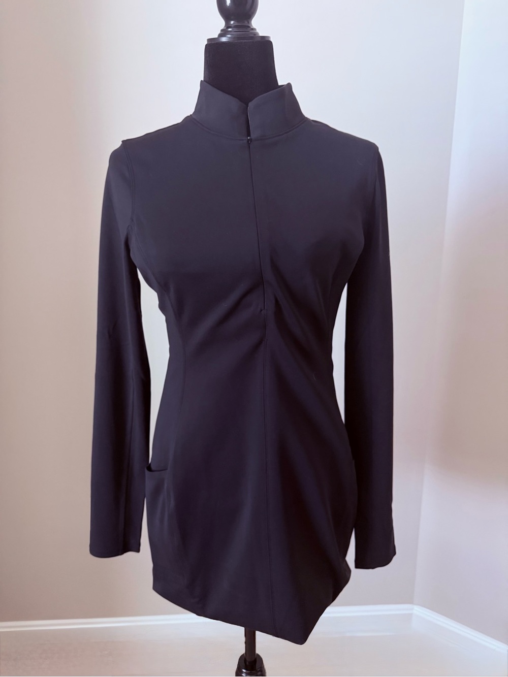 Athleta Black Commuter Mock Neck
Long Sleeve Travel Dress Women's M